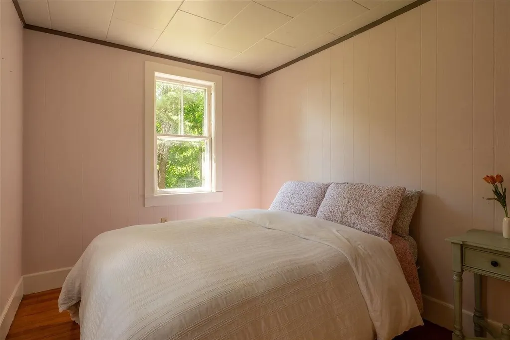 6 Thomas Street Camden ME 04843