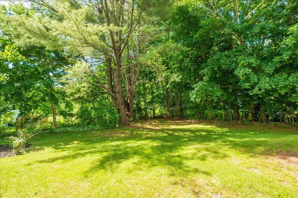 6 Thomas Street Camden ME 04843