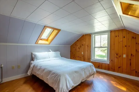 6 Thomas Street Camden ME 04843