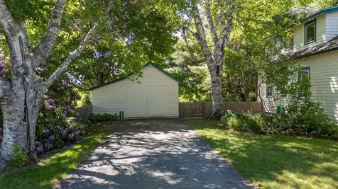 6 Thomas Street Camden ME 04843