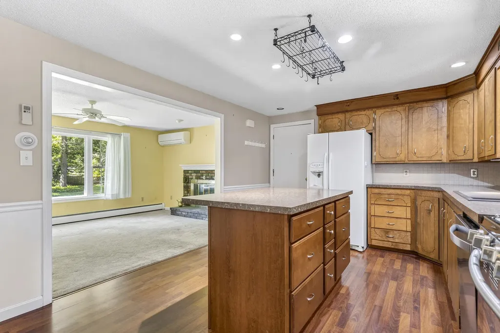 2 Sweet Fern Road Cape Elizabeth ME 04107