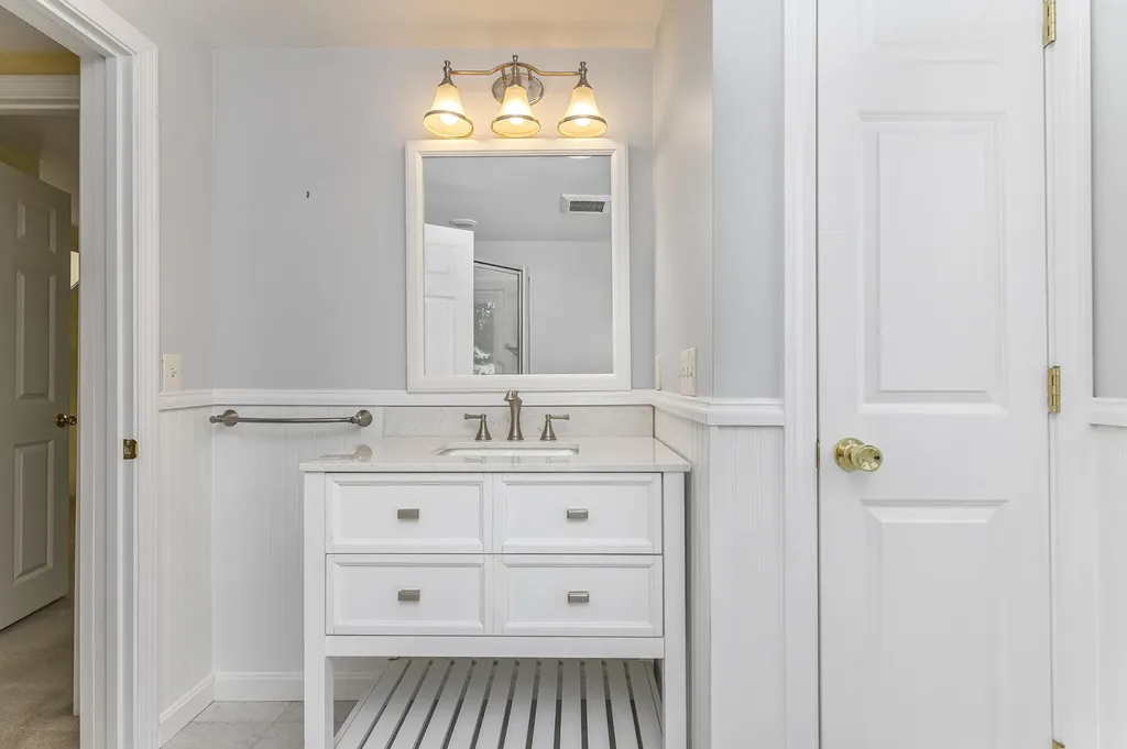 2 Sweet Fern Road Cape Elizabeth ME 04107