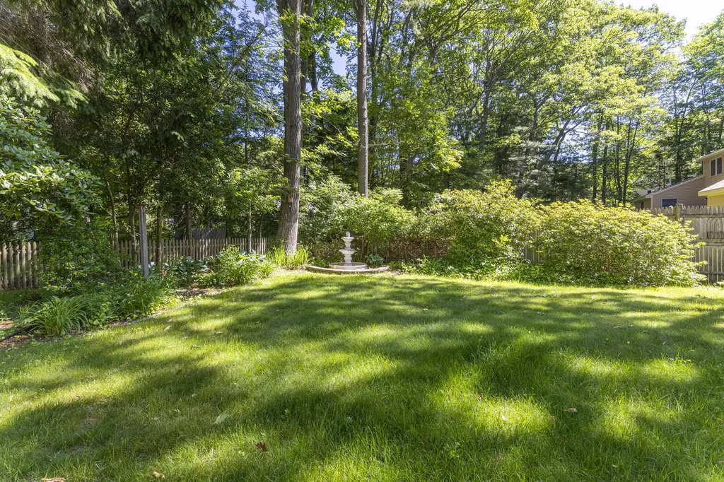 2 Sweet Fern Road Cape Elizabeth ME 04107