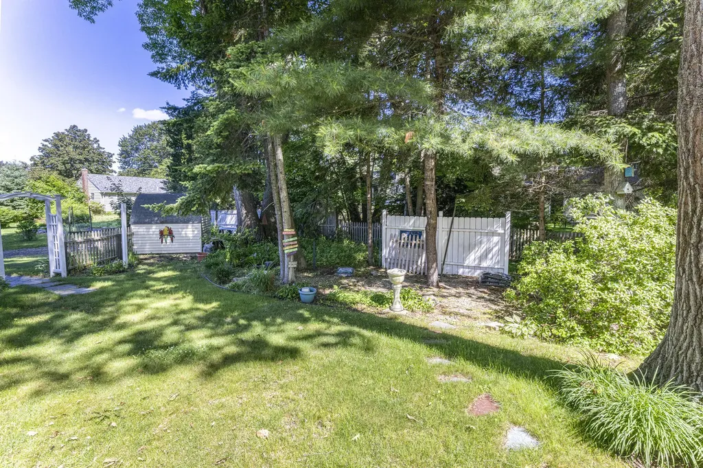 2 Sweet Fern Road Cape Elizabeth ME 04107
