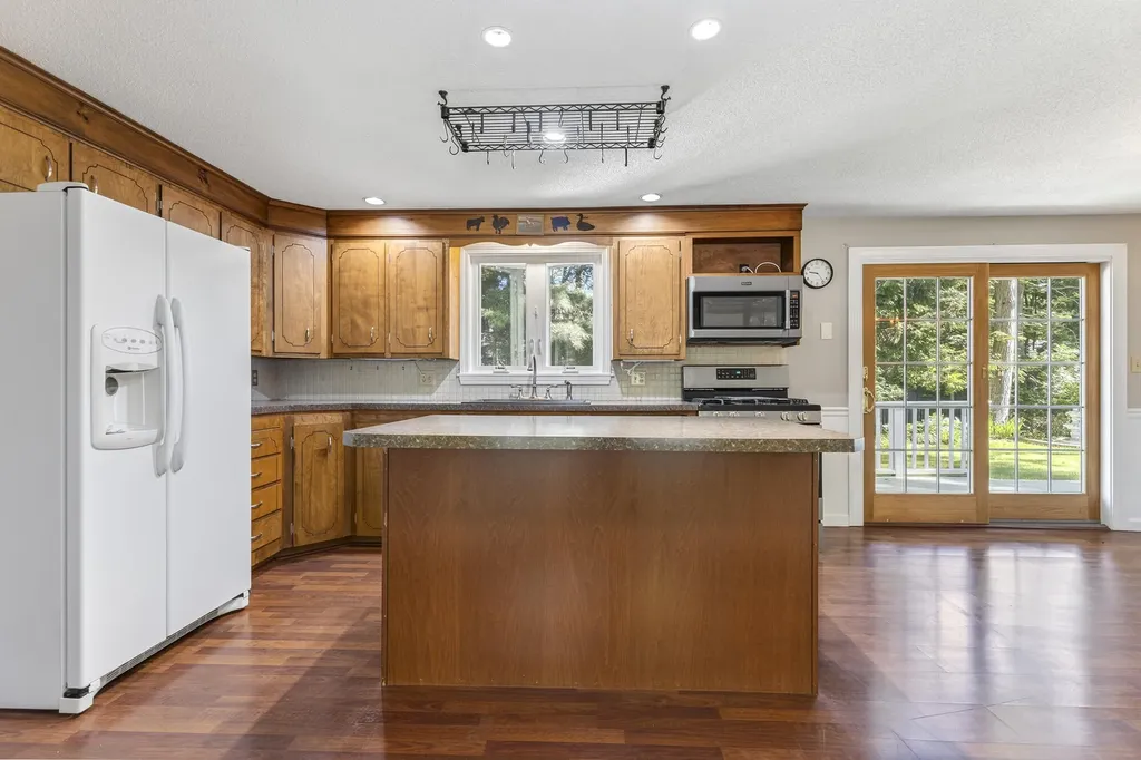 2 Sweet Fern Road Cape Elizabeth ME 04107
