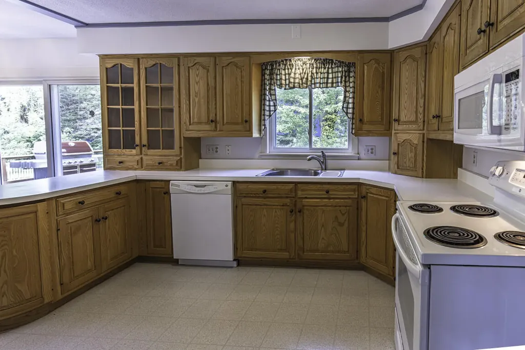30 Saratoga Avenue Bangor ME 04401