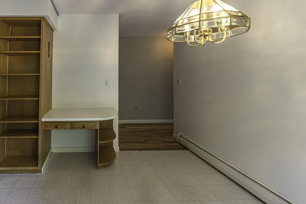30 Saratoga Avenue Bangor ME 04401