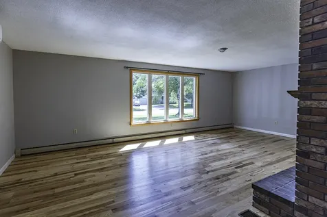 30 Saratoga Avenue Bangor ME 04401
