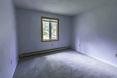 30 Saratoga Avenue Bangor ME 04401