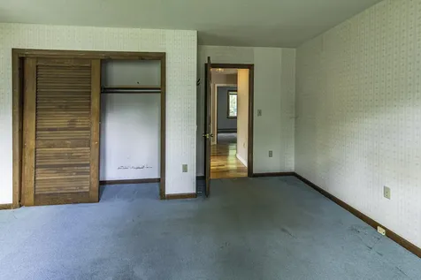 30 Saratoga Avenue Bangor ME 04401