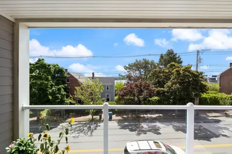 16 Guilford Court Portland ME 04101