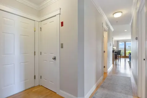 16 Guilford Court Portland ME 04101