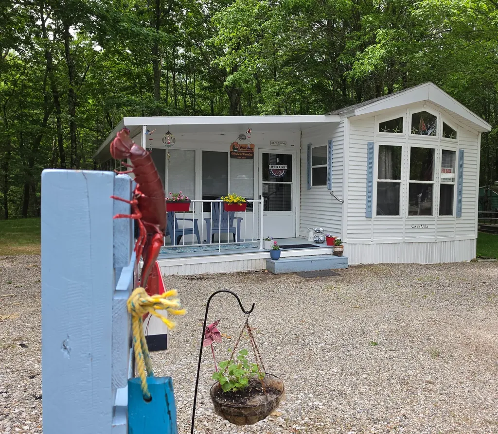 1 Robinson Way Kennebunk ME 04043