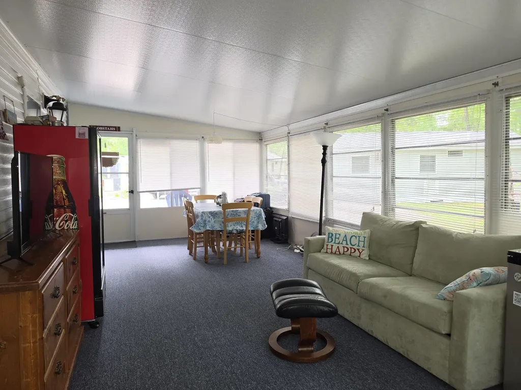 1 Robinson Way Kennebunk ME 04043