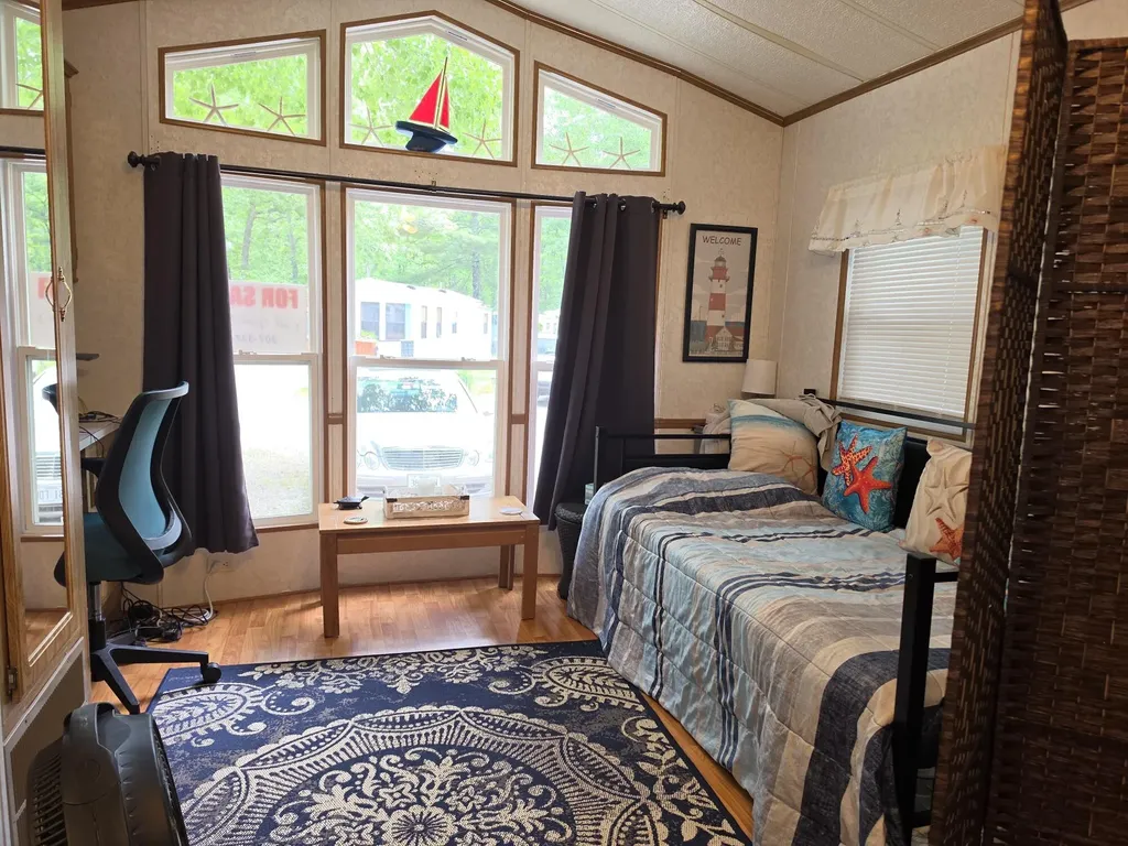 1 Robinson Way Kennebunk ME 04043