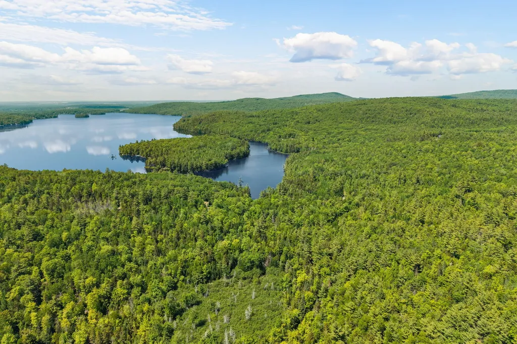 M24 L02, 03, 13 Wilderness Way Bucksport ME 04416
