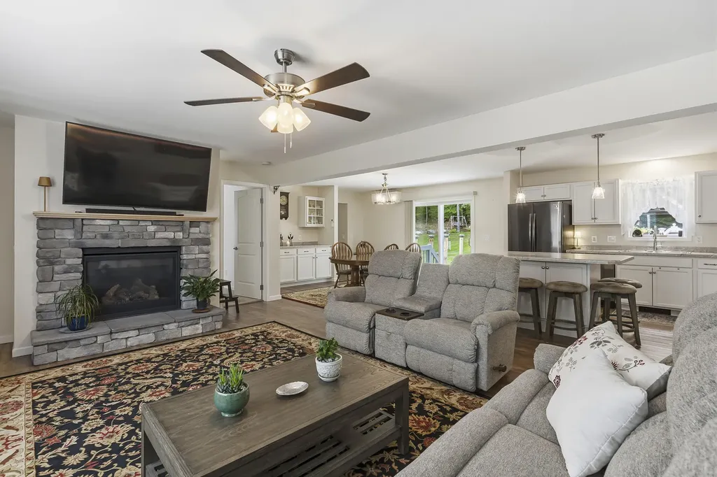 12 Gleason Farm Road Oakland ME 04963