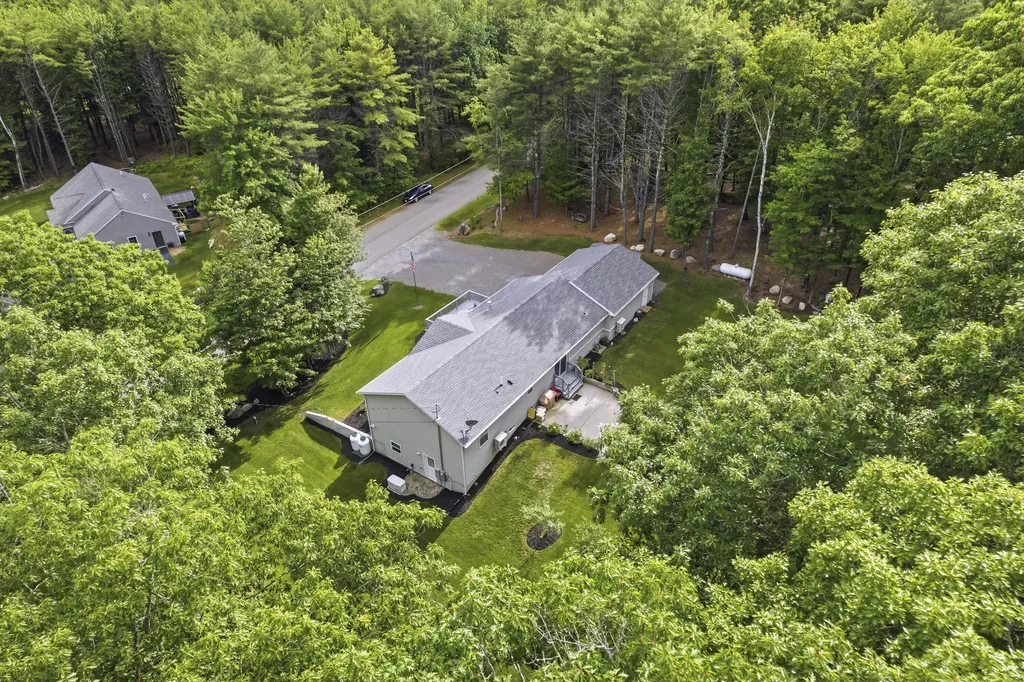 12 Gleason Farm Road Oakland ME 04963