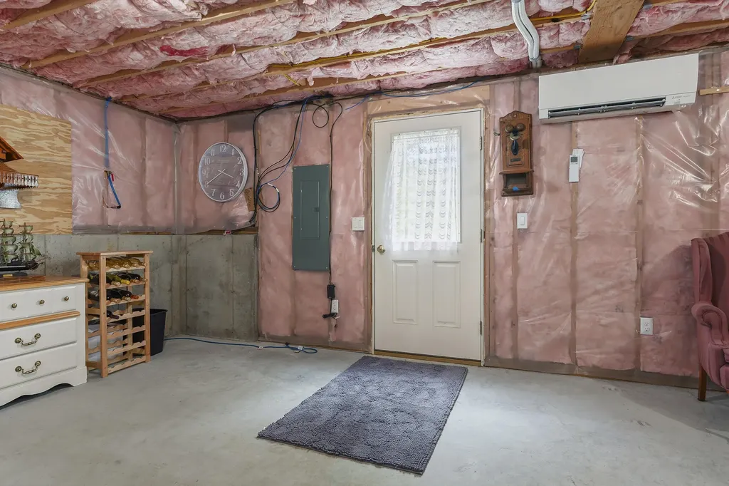 12 Gleason Farm Road Oakland ME 04963