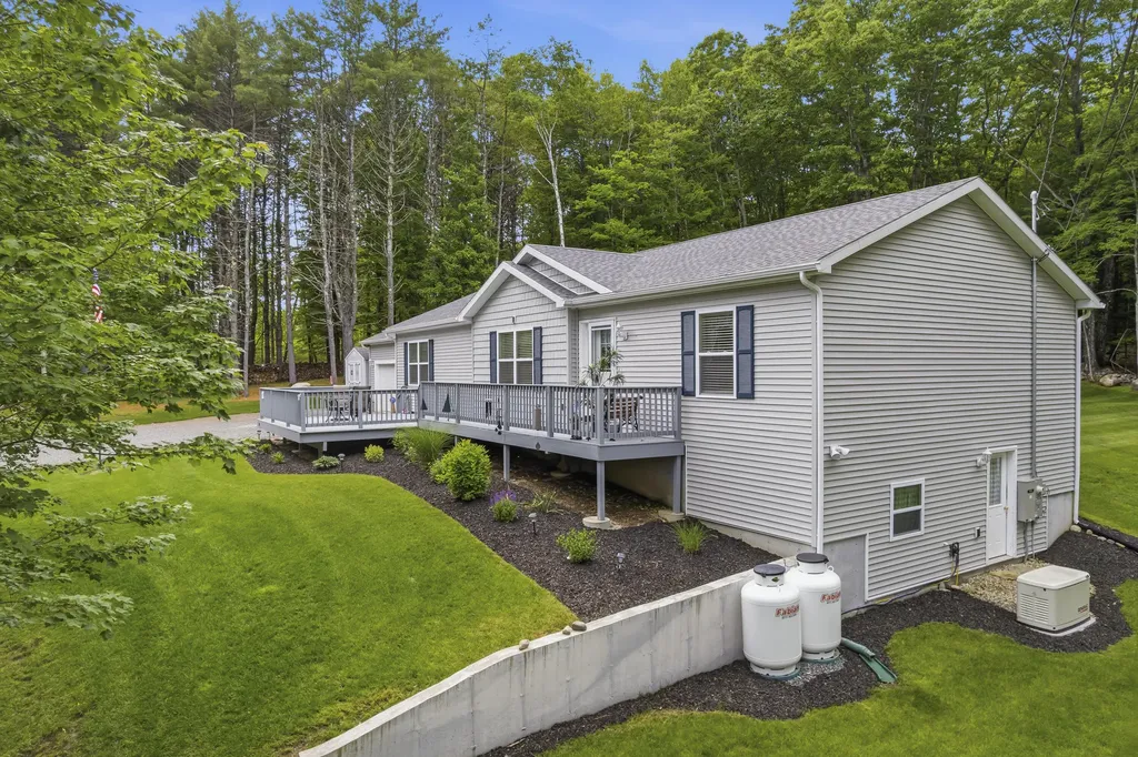 12 Gleason Farm Road Oakland ME 04963