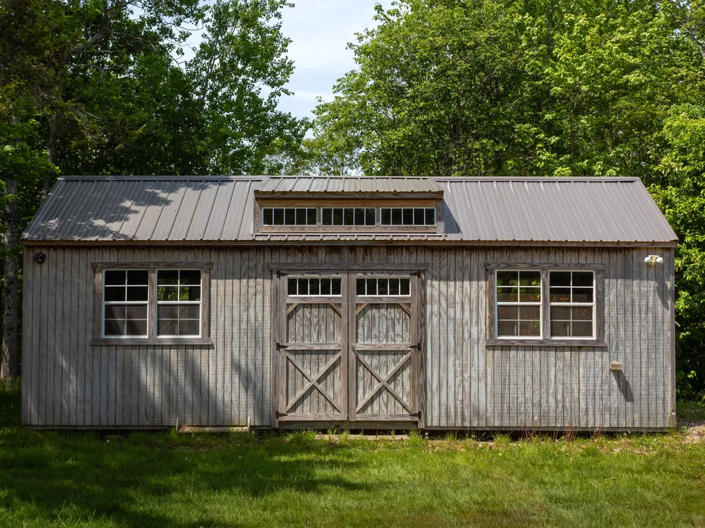22-26 Tinkers Landing Vinalhaven ME 04863