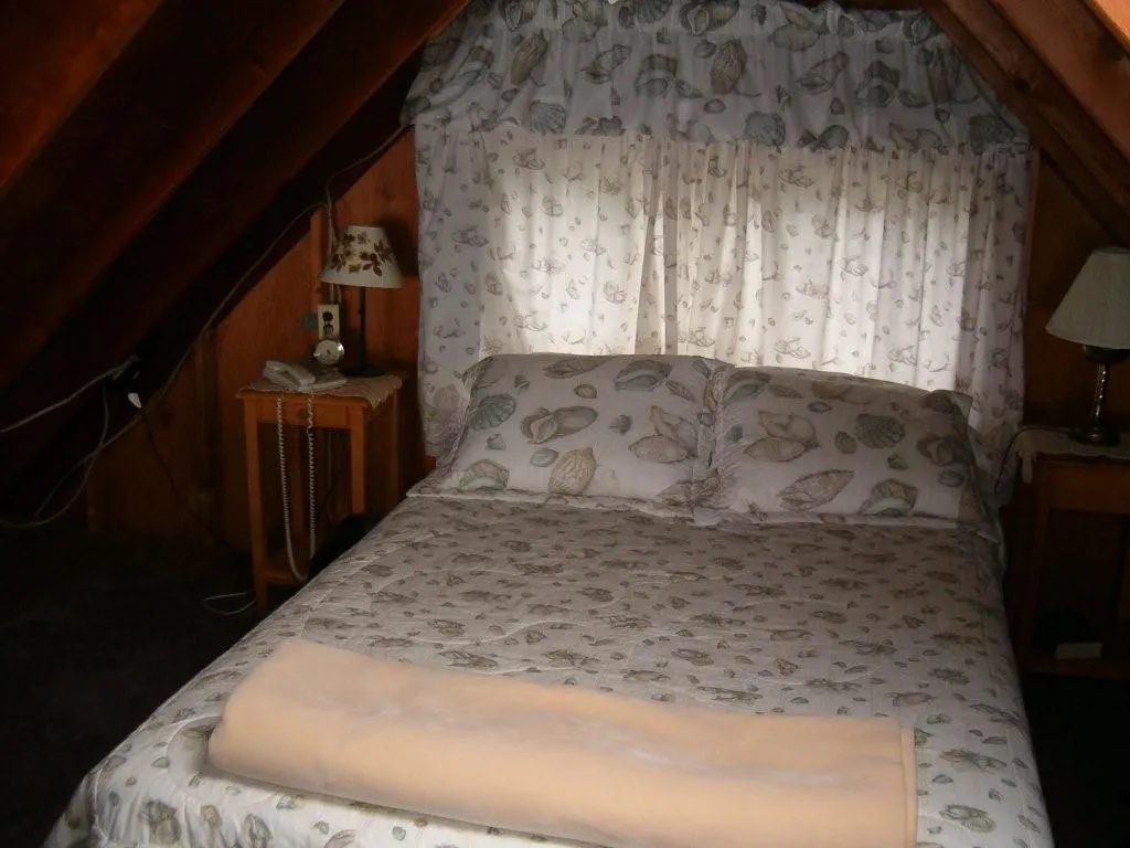 22-26 Tinkers Landing Vinalhaven ME 04863