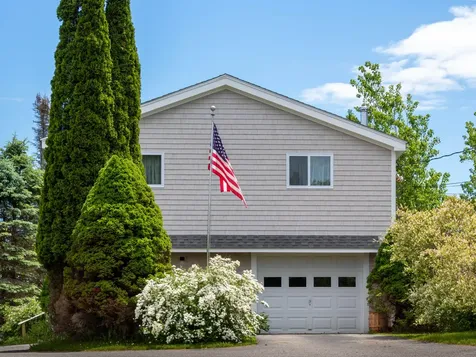 22-26 Tinkers Landing Vinalhaven ME 04863
