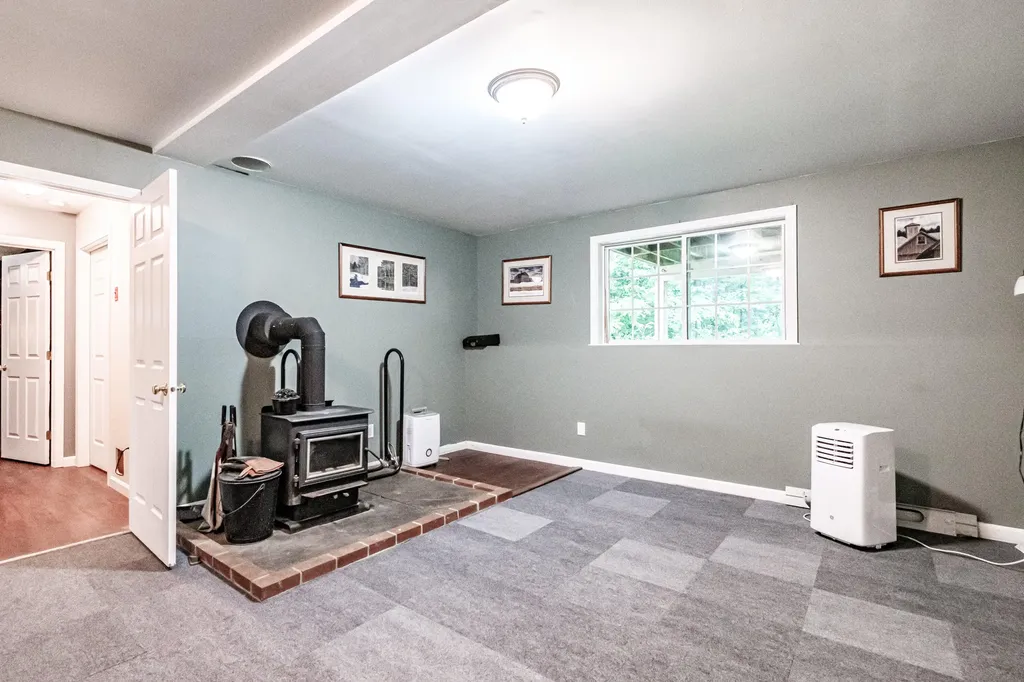 401 Auburn Pownal Road Durham ME 04222