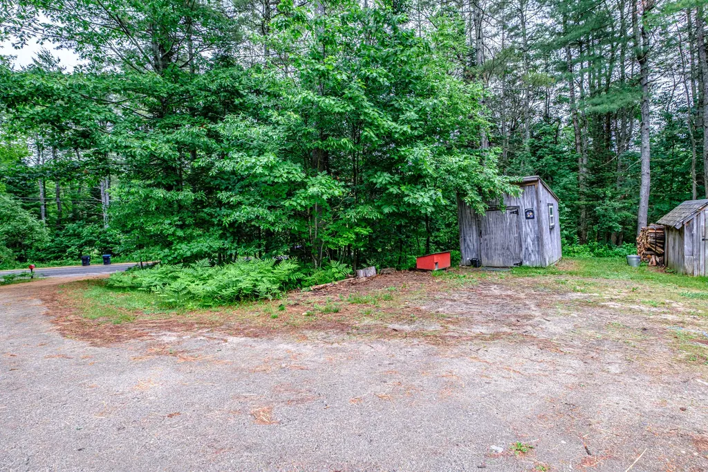 401 Auburn Pownal Road Durham ME 04222