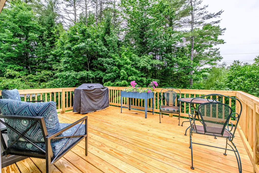 401 Auburn Pownal Road Durham ME 04222