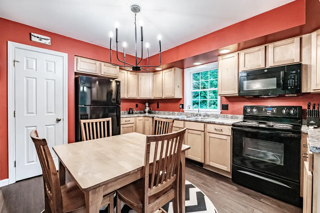 401 Auburn Pownal Road Durham ME 04222