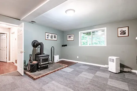 401 Auburn Pownal Road Durham ME 04222