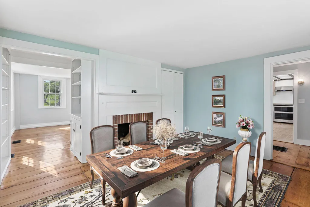 27 Pleasant Street Wiscasset ME 04578