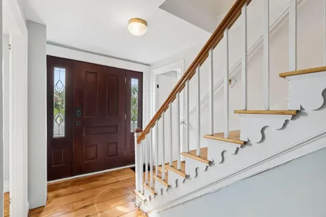 27 Pleasant Street Wiscasset ME 04578