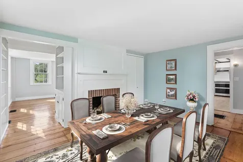 27 Pleasant Street Wiscasset ME 04578