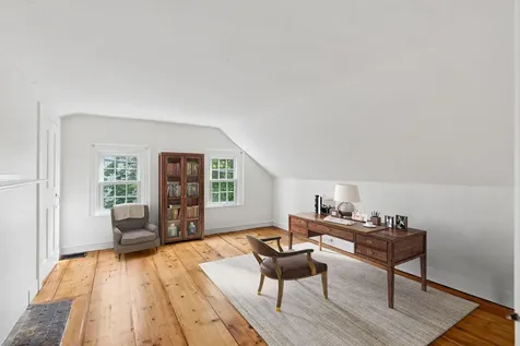 27 Pleasant Street Wiscasset ME 04578