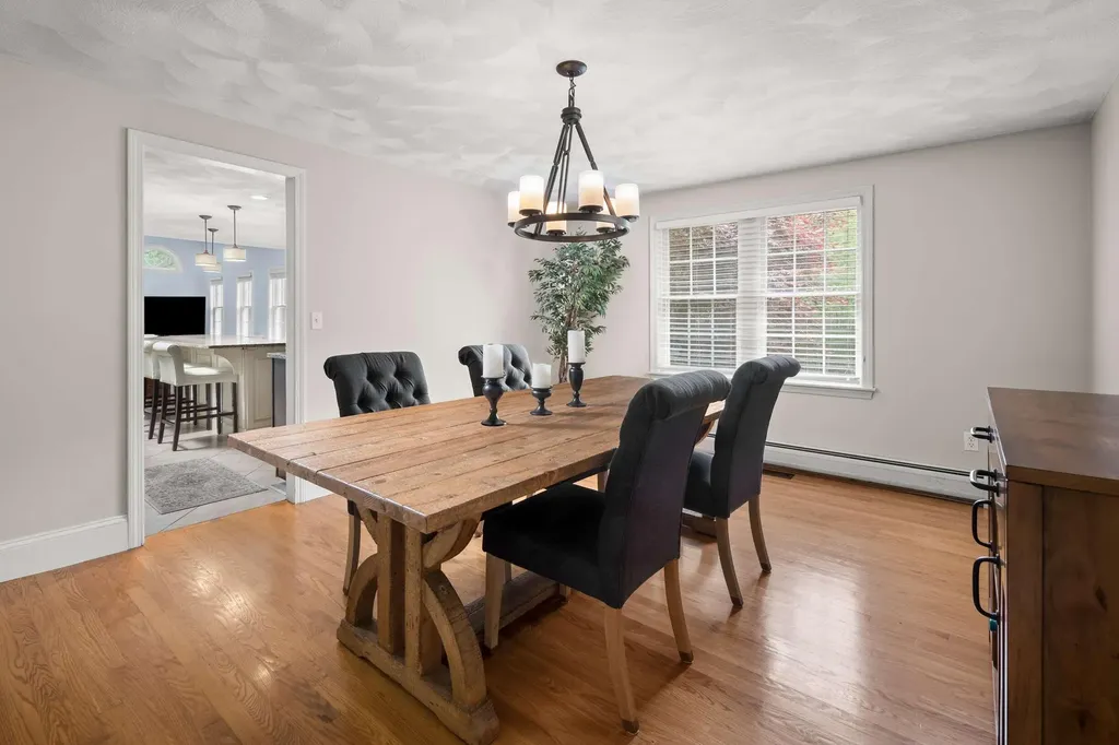 3 Meadowlark Drive York ME 03909