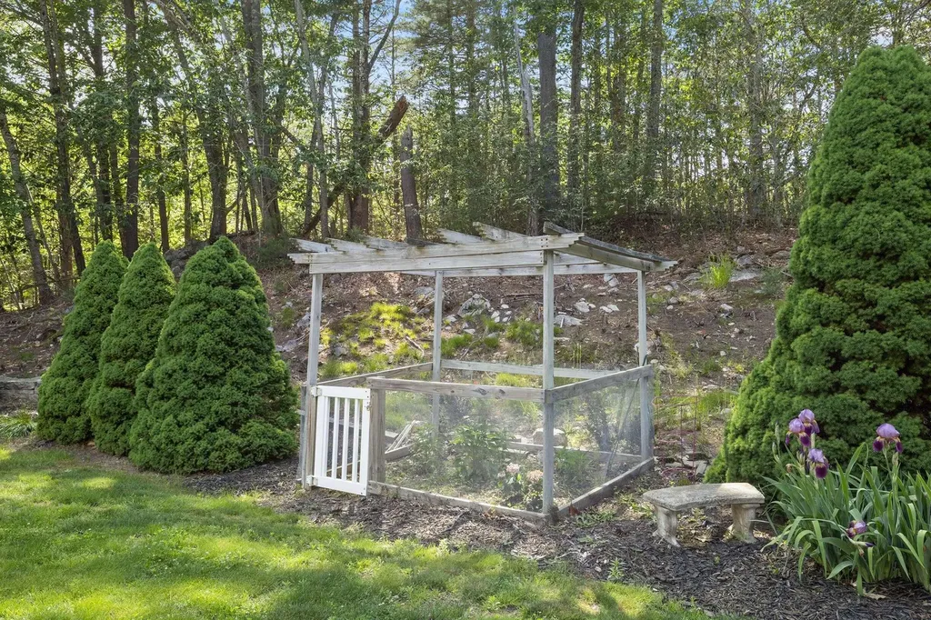 21 N Village Road York ME 03902