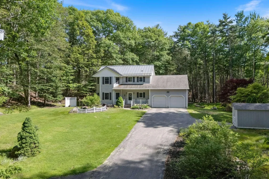 21 N Village Road York ME 03902