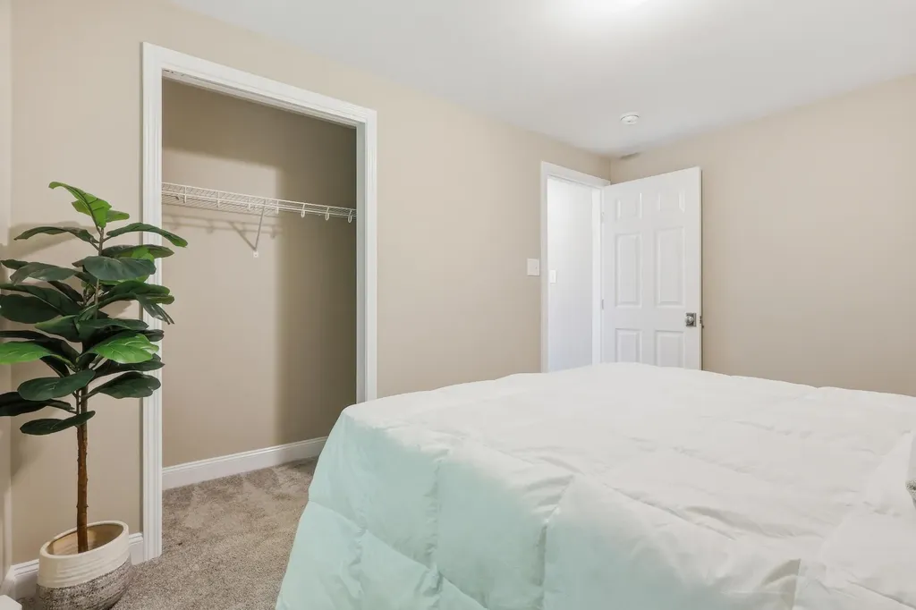 122 N Main Street Woodstock ME 04219