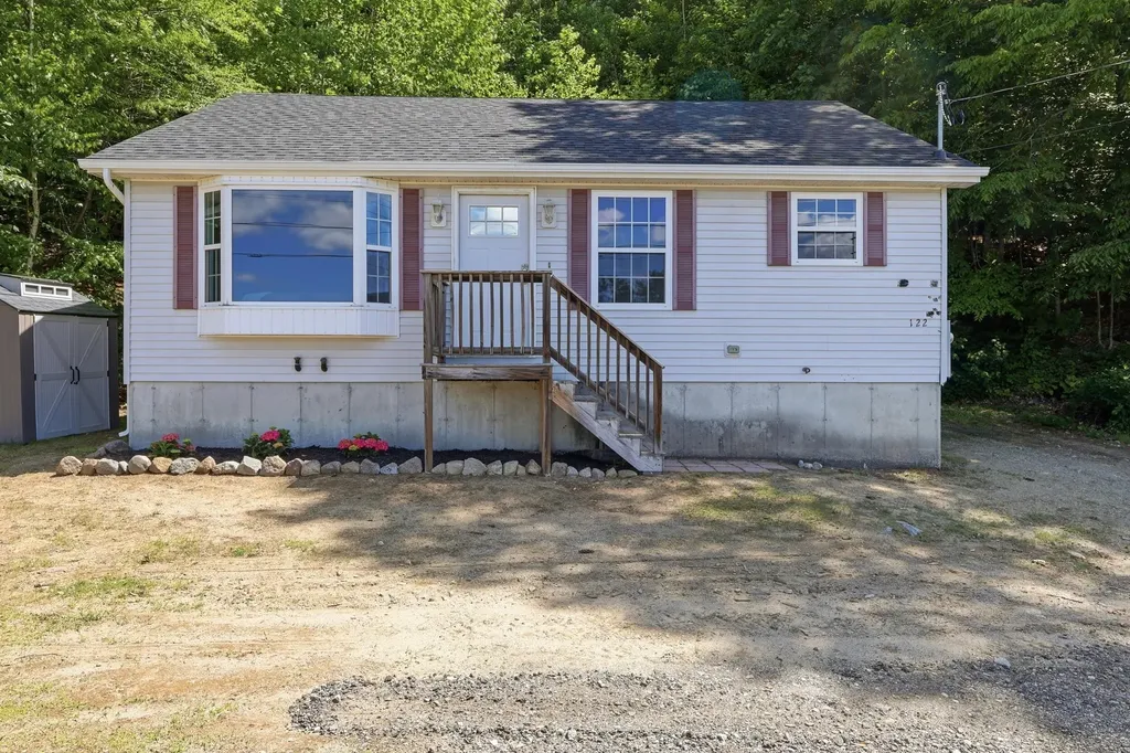 122 N Main Street Woodstock ME 04219
