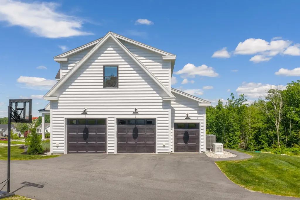 46 Wildlife Lane North Yarmouth ME 04097