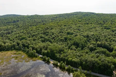 237-001 Hopper Road Acton ME 04001