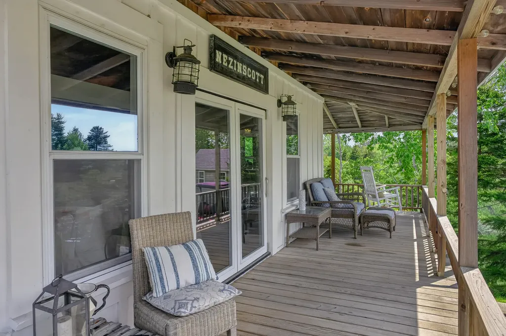 2319 Harpswell Island Road Harpswell ME 04003