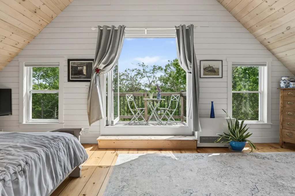 2319 Harpswell Island Road Harpswell ME 04003