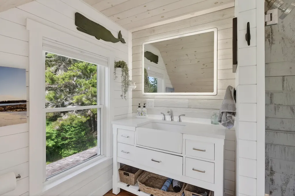 2319 Harpswell Island Road Harpswell ME 04003