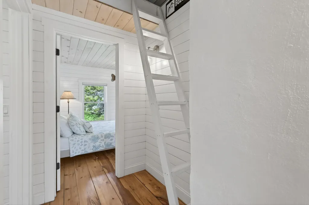 2319 Harpswell Island Road Harpswell ME 04003