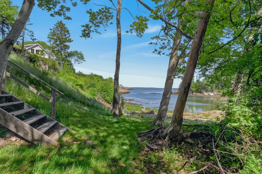 2319 Harpswell Island Road Harpswell ME 04003