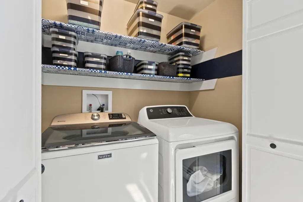 9 Juniper Lane Falmouth ME 04105