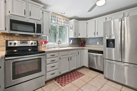 9 Juniper Lane Falmouth ME 04105